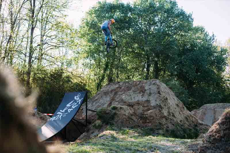 BMX Dirt Terre