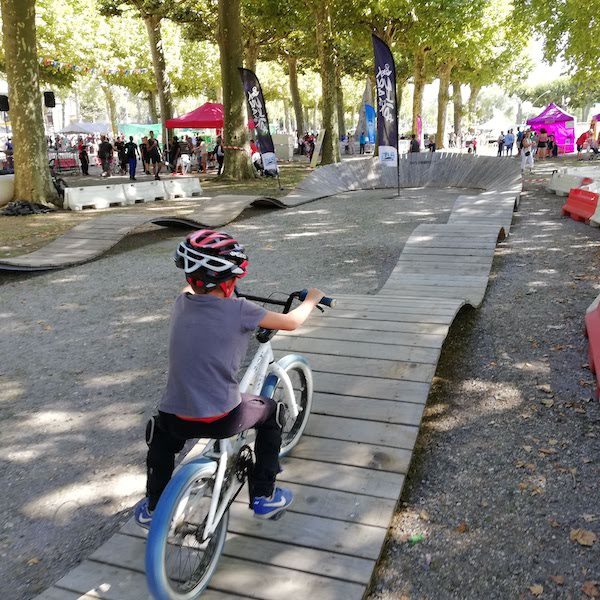 bmx piste pumptrack